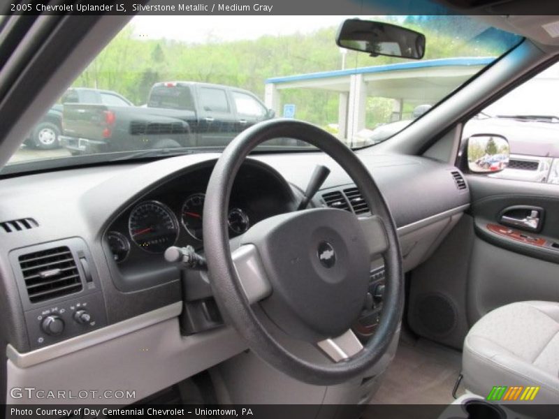Silverstone Metallic / Medium Gray 2005 Chevrolet Uplander LS