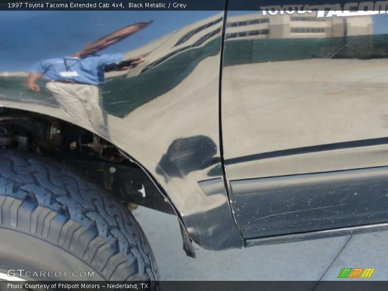 Black Metallic / Grey 1997 Toyota Tacoma Extended Cab 4x4