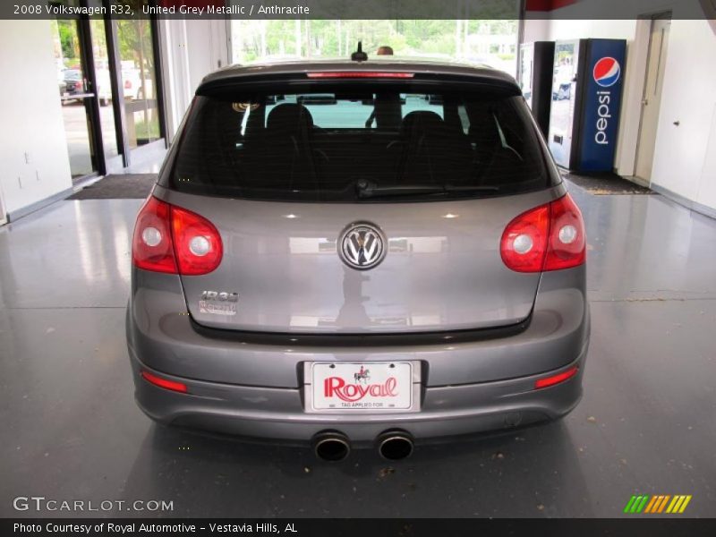 United Grey Metallic / Anthracite 2008 Volkswagen R32