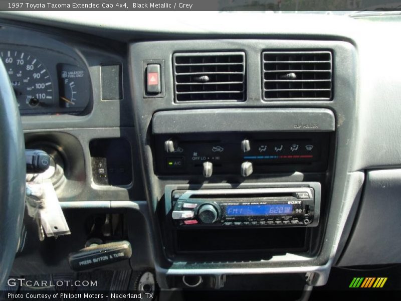 Black Metallic / Grey 1997 Toyota Tacoma Extended Cab 4x4