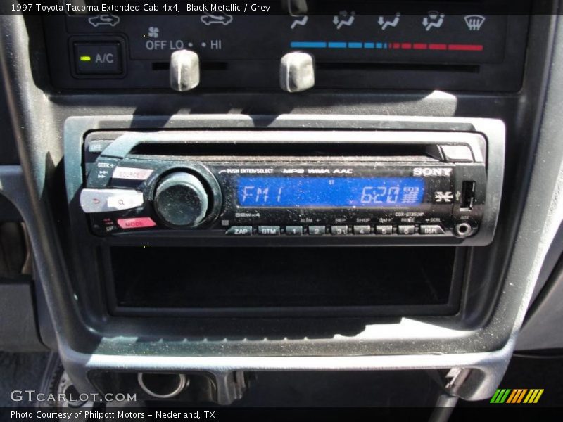 Black Metallic / Grey 1997 Toyota Tacoma Extended Cab 4x4
