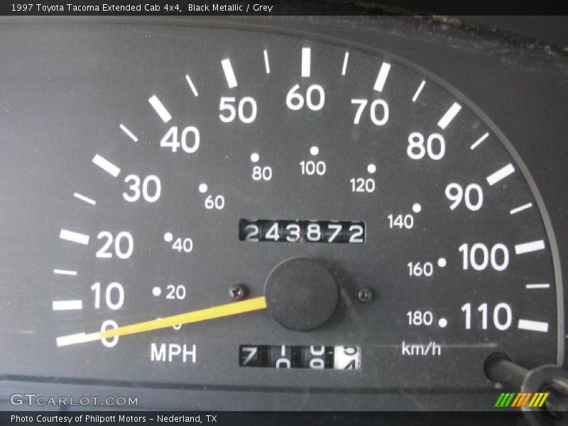 Black Metallic / Grey 1997 Toyota Tacoma Extended Cab 4x4