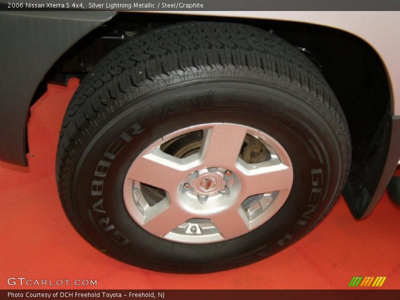 Silver Lightning Metallic / Steel/Graphite 2006 Nissan Xterra S 4x4