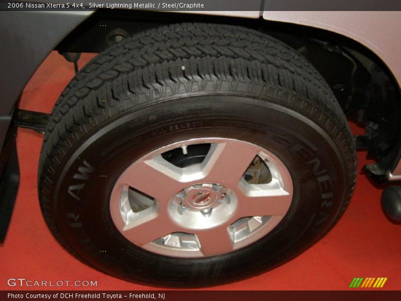 Silver Lightning Metallic / Steel/Graphite 2006 Nissan Xterra S 4x4