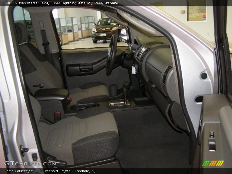 Silver Lightning Metallic / Steel/Graphite 2006 Nissan Xterra S 4x4