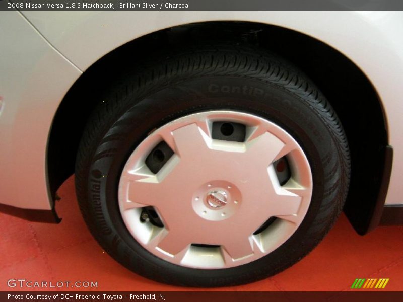 Brilliant Silver / Charcoal 2008 Nissan Versa 1.8 S Hatchback