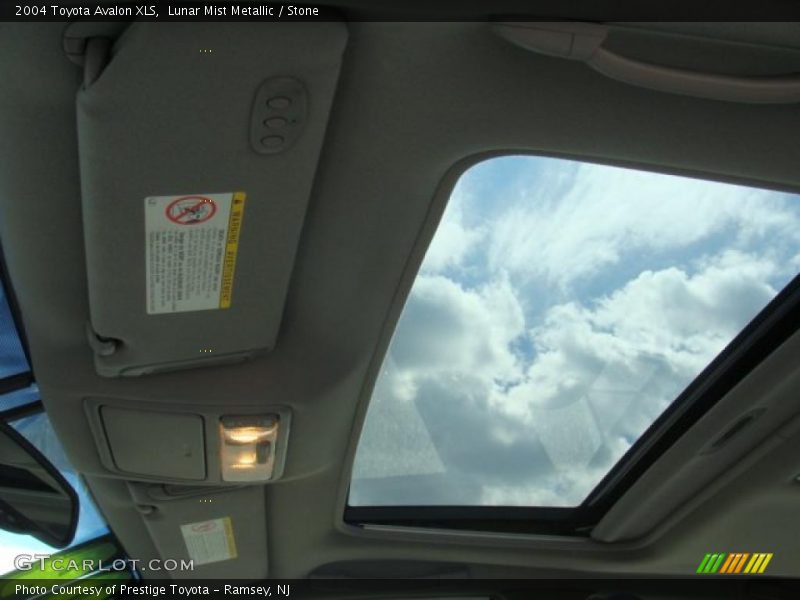 Lunar Mist Metallic / Stone 2004 Toyota Avalon XLS