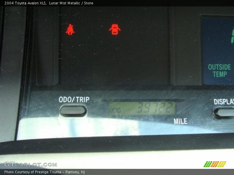 Lunar Mist Metallic / Stone 2004 Toyota Avalon XLS