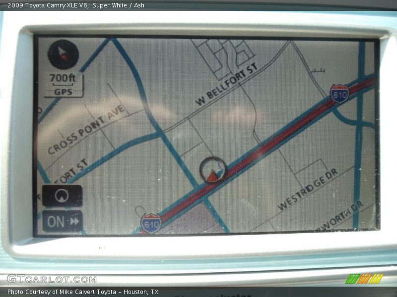 Super White / Ash 2009 Toyota Camry XLE V6
