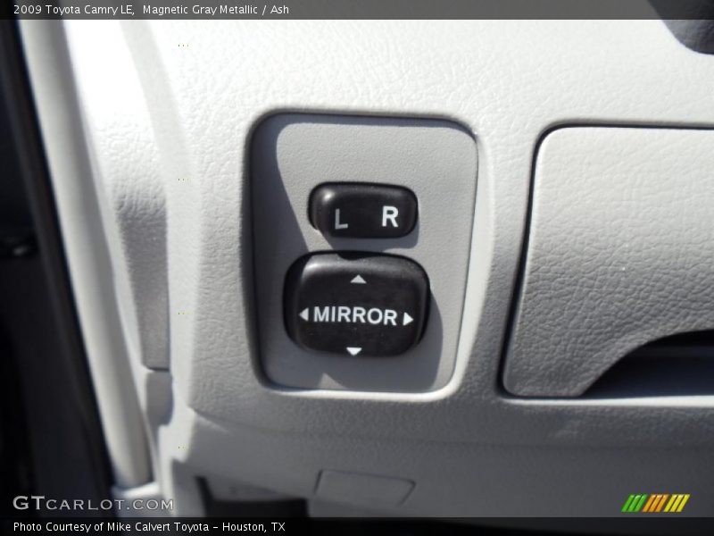 Magnetic Gray Metallic / Ash 2009 Toyota Camry LE