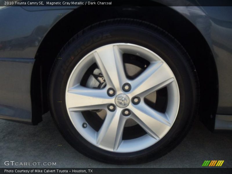 Magnetic Gray Metallic / Dark Charcoal 2010 Toyota Camry SE