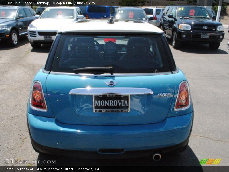 Oxygen Blue / Black/Grey 2009 Mini Cooper Hardtop