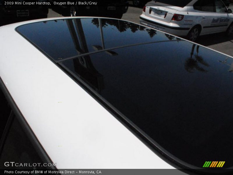 Oxygen Blue / Black/Grey 2009 Mini Cooper Hardtop