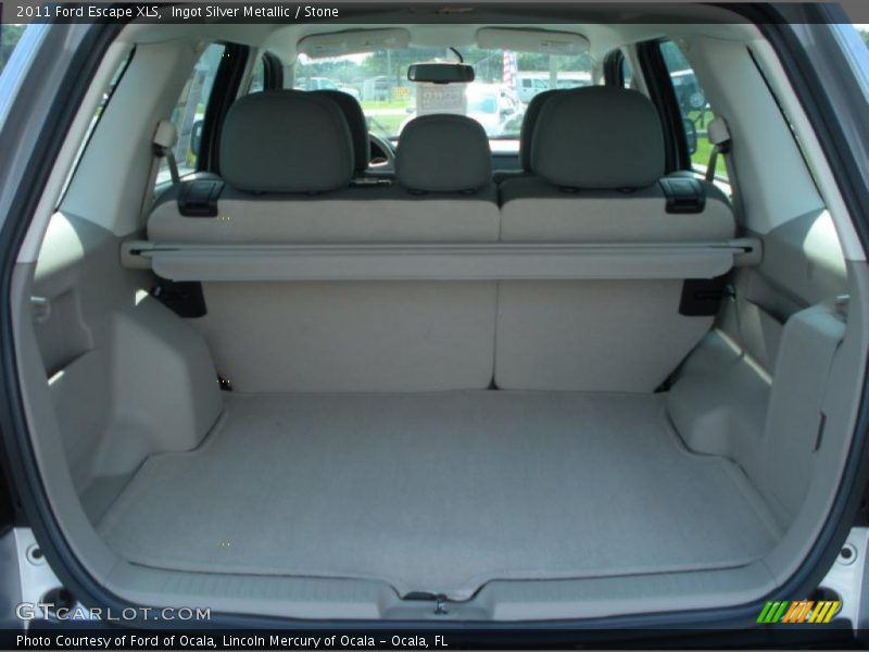  2011 Escape XLS Trunk