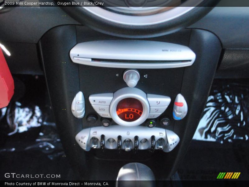 Oxygen Blue / Black/Grey 2009 Mini Cooper Hardtop