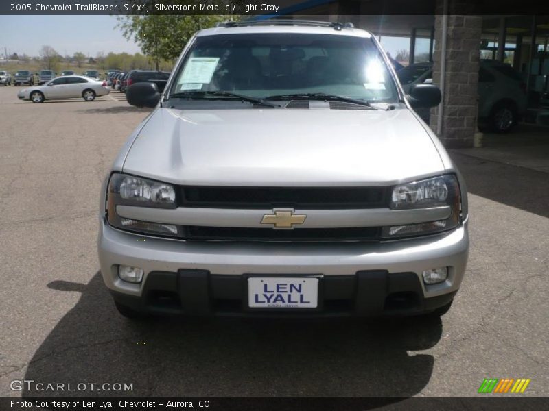 Silverstone Metallic / Light Gray 2005 Chevrolet TrailBlazer LS 4x4