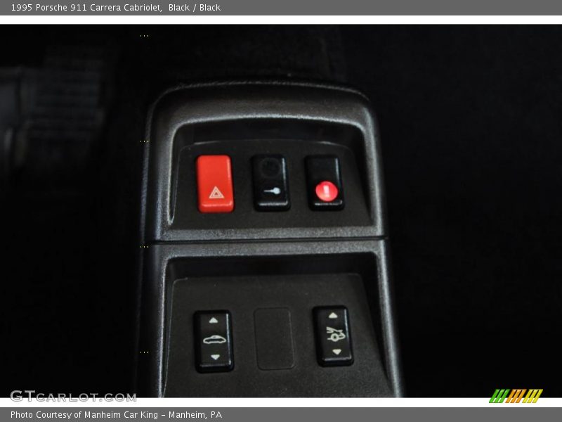 Controls of 1995 911 Carrera Cabriolet