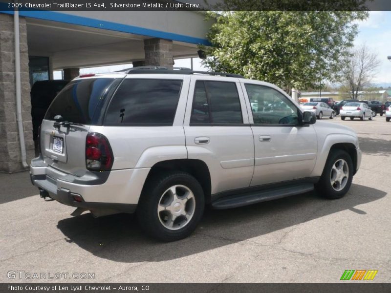Silverstone Metallic / Light Gray 2005 Chevrolet TrailBlazer LS 4x4