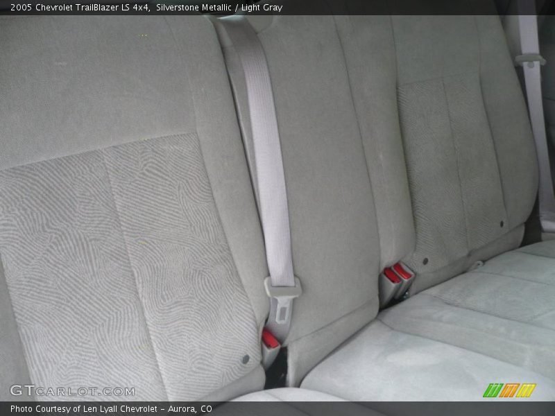 Silverstone Metallic / Light Gray 2005 Chevrolet TrailBlazer LS 4x4