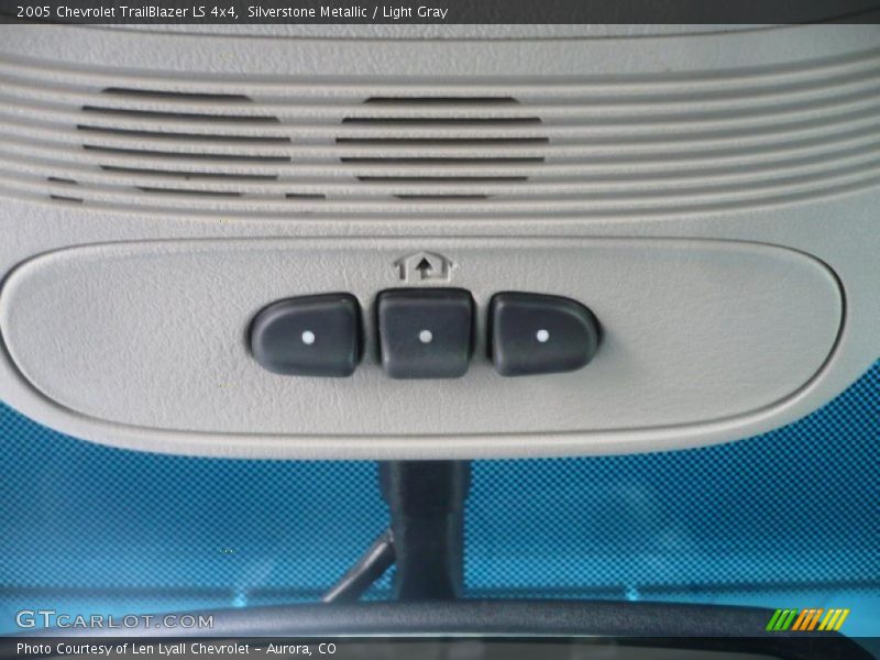 Silverstone Metallic / Light Gray 2005 Chevrolet TrailBlazer LS 4x4