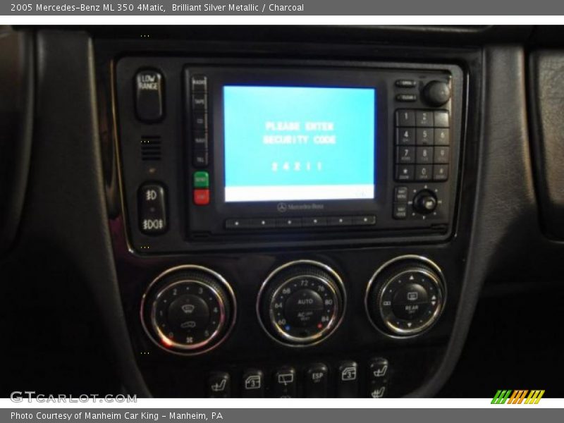 Brilliant Silver Metallic / Charcoal 2005 Mercedes-Benz ML 350 4Matic