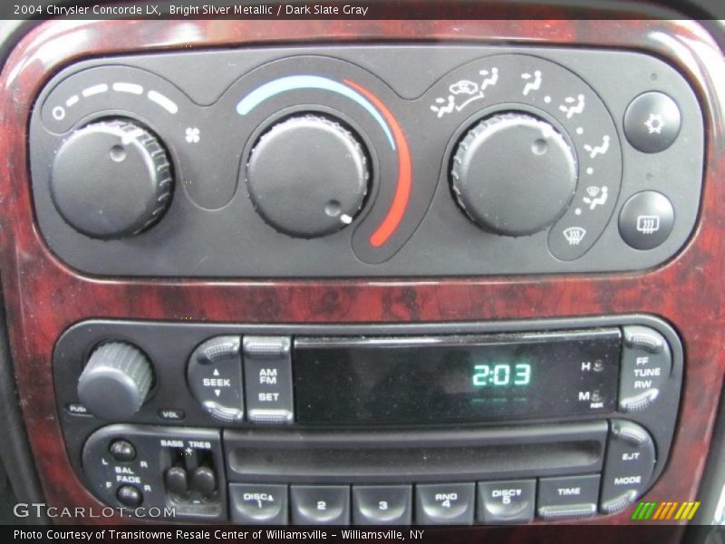 Bright Silver Metallic / Dark Slate Gray 2004 Chrysler Concorde LX