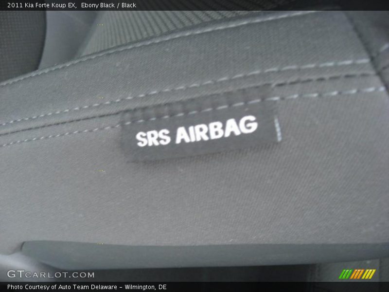 Ebony Black / Black 2011 Kia Forte Koup EX