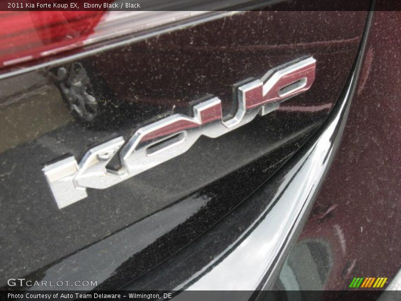 Ebony Black / Black 2011 Kia Forte Koup EX