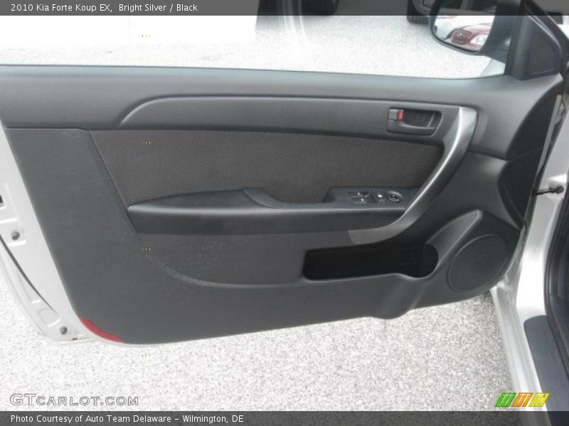 Bright Silver / Black 2010 Kia Forte Koup EX