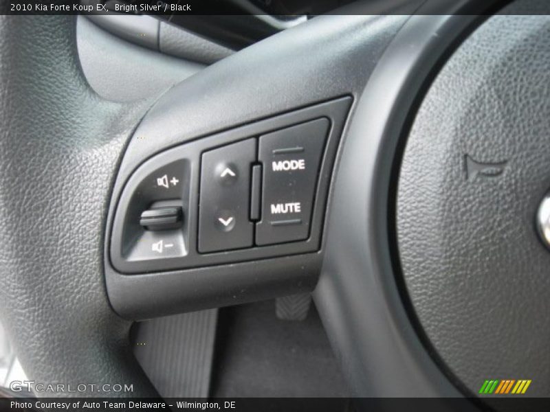 Bright Silver / Black 2010 Kia Forte Koup EX