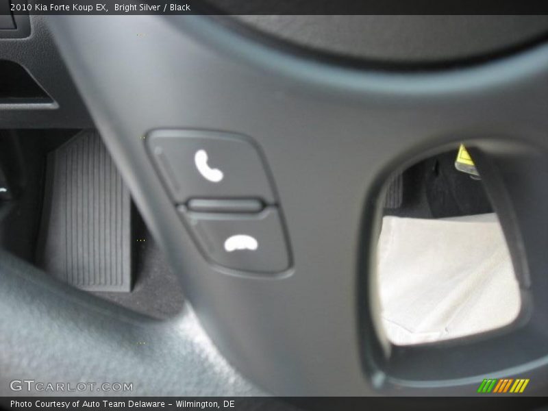 Bright Silver / Black 2010 Kia Forte Koup EX