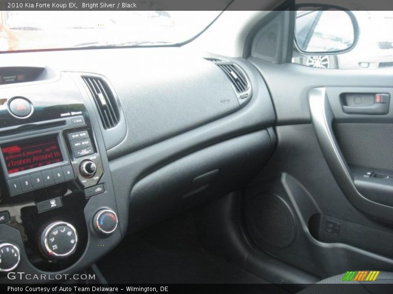 Bright Silver / Black 2010 Kia Forte Koup EX