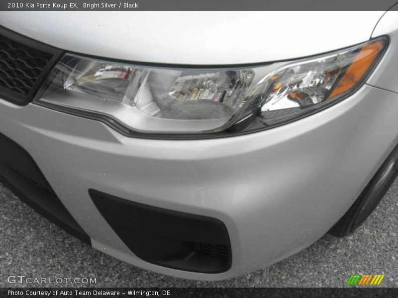 Bright Silver / Black 2010 Kia Forte Koup EX