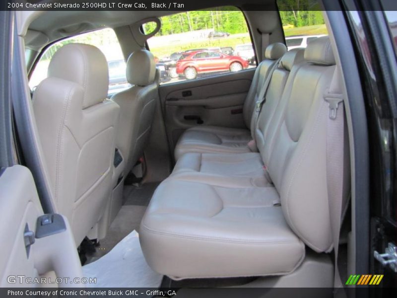  2004 Silverado 2500HD LT Crew Cab Tan Interior