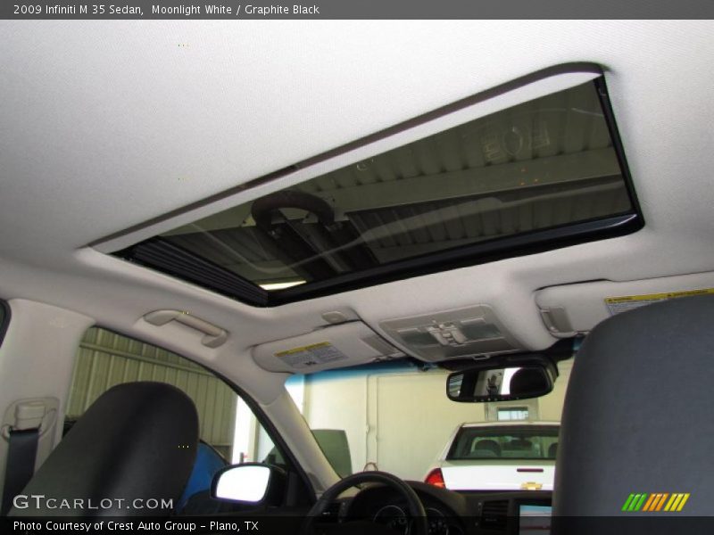 Moonlight White / Graphite Black 2009 Infiniti M 35 Sedan