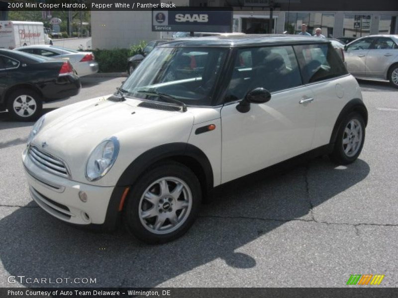 Pepper White / Panther Black 2006 Mini Cooper Hardtop