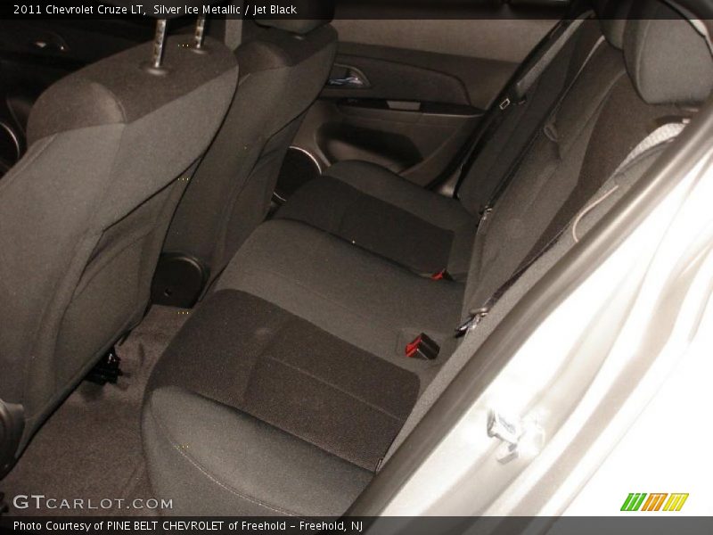 Silver Ice Metallic / Jet Black 2011 Chevrolet Cruze LT
