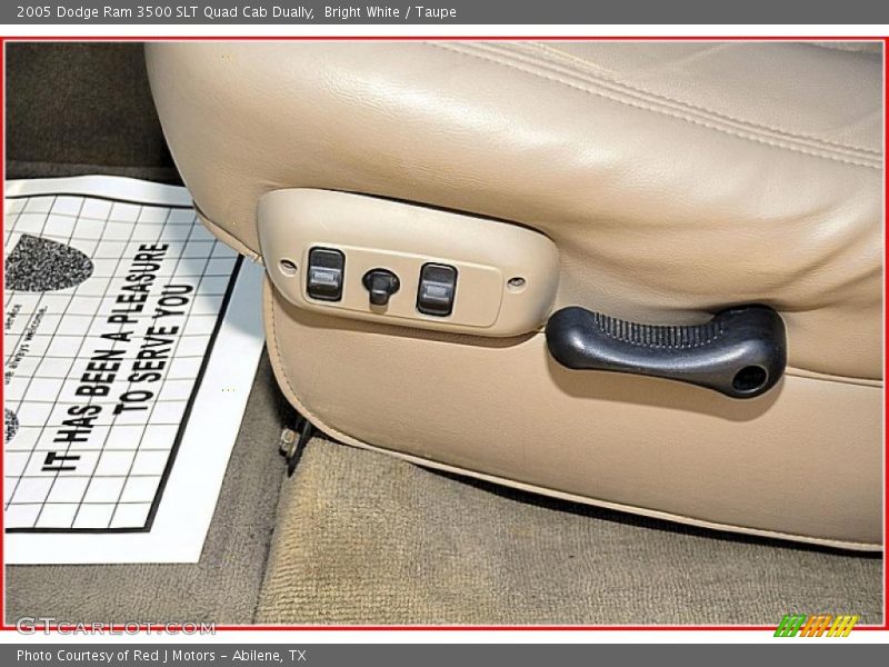 Bright White / Taupe 2005 Dodge Ram 3500 SLT Quad Cab Dually