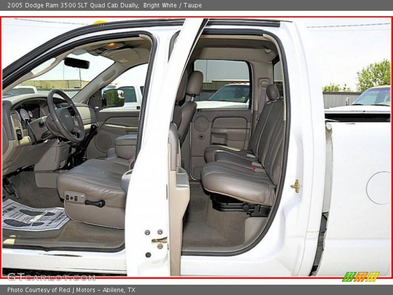 Bright White / Taupe 2005 Dodge Ram 3500 SLT Quad Cab Dually
