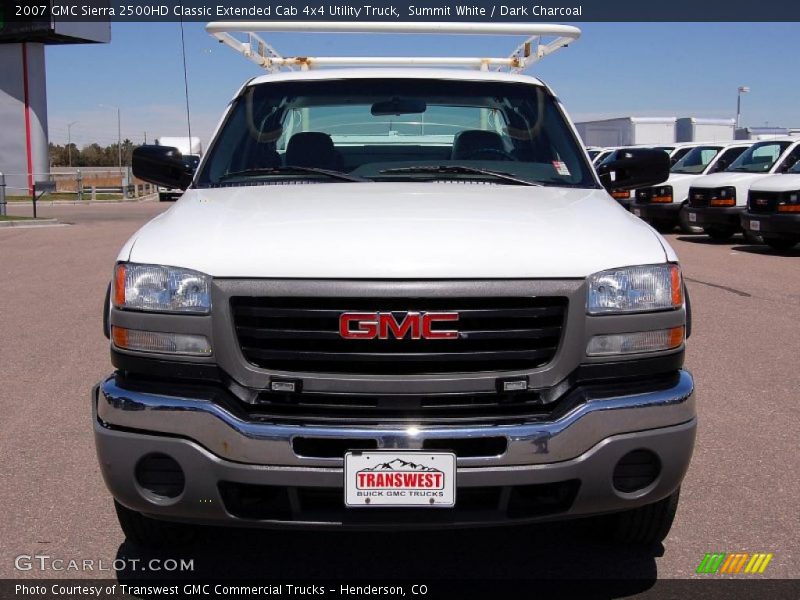 Summit White / Dark Charcoal 2007 GMC Sierra 2500HD Classic Extended Cab 4x4 Utility Truck