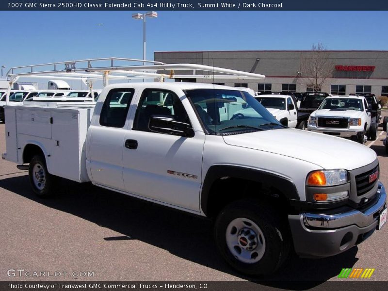 Summit White / Dark Charcoal 2007 GMC Sierra 2500HD Classic Extended Cab 4x4 Utility Truck