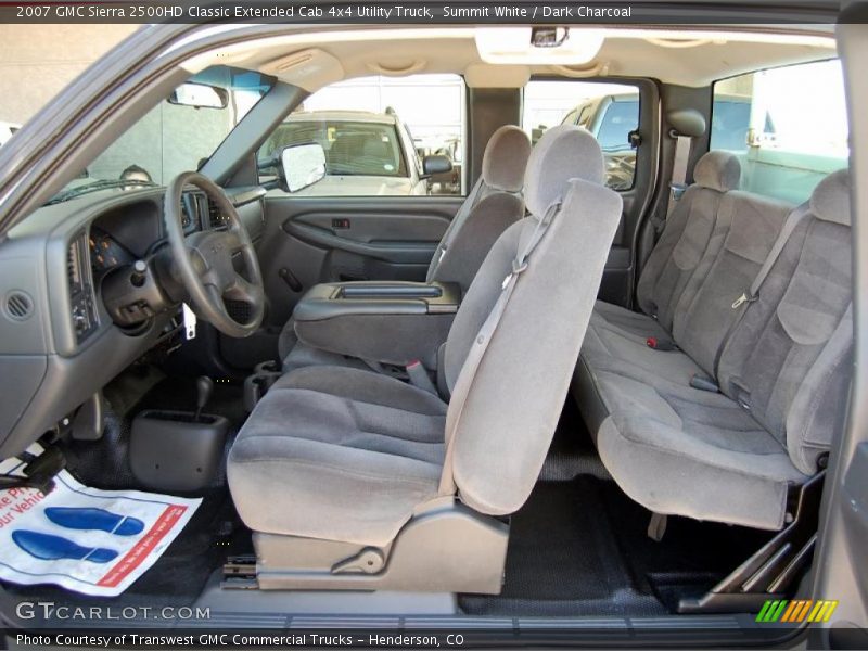 Summit White / Dark Charcoal 2007 GMC Sierra 2500HD Classic Extended Cab 4x4 Utility Truck