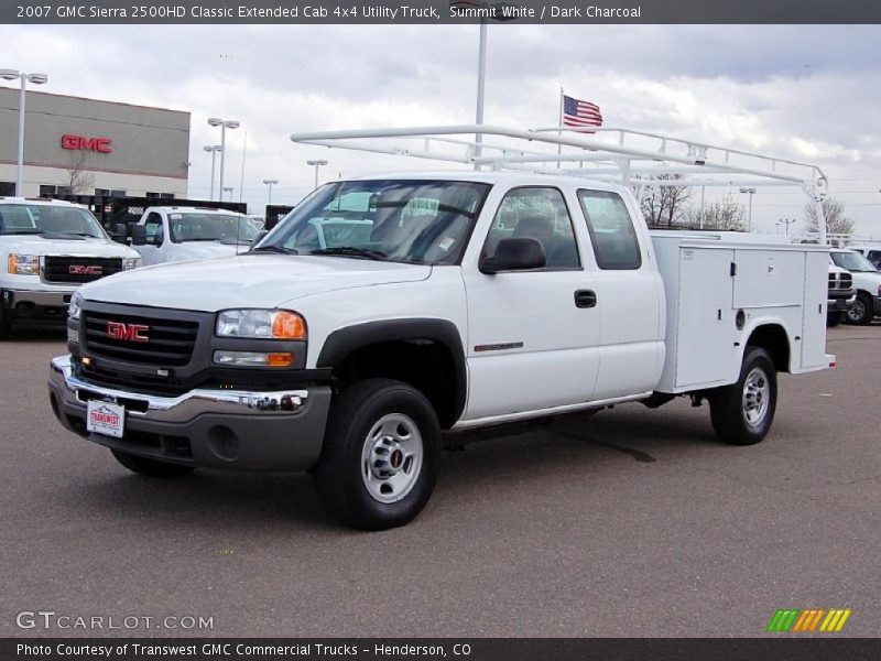 Summit White / Dark Charcoal 2007 GMC Sierra 2500HD Classic Extended Cab 4x4 Utility Truck
