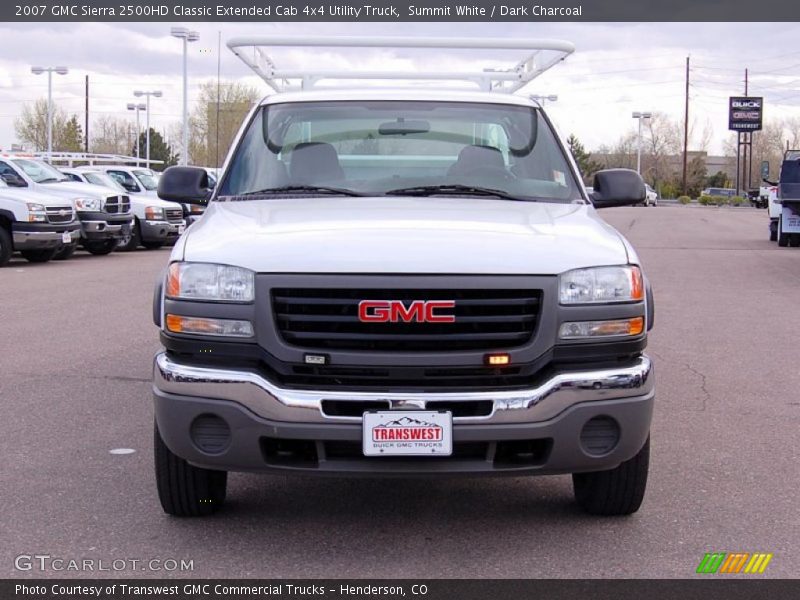 Summit White / Dark Charcoal 2007 GMC Sierra 2500HD Classic Extended Cab 4x4 Utility Truck