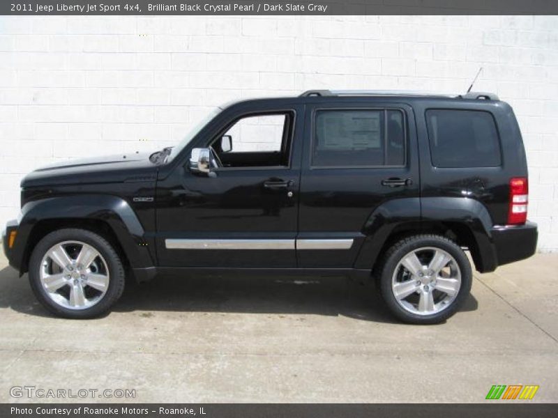 Brilliant Black Crystal Pearl / Dark Slate Gray 2011 Jeep Liberty Jet Sport 4x4