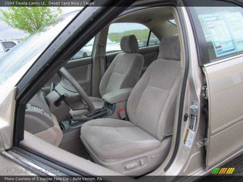 Desert Sand Mica / Taupe 2004 Toyota Camry LE