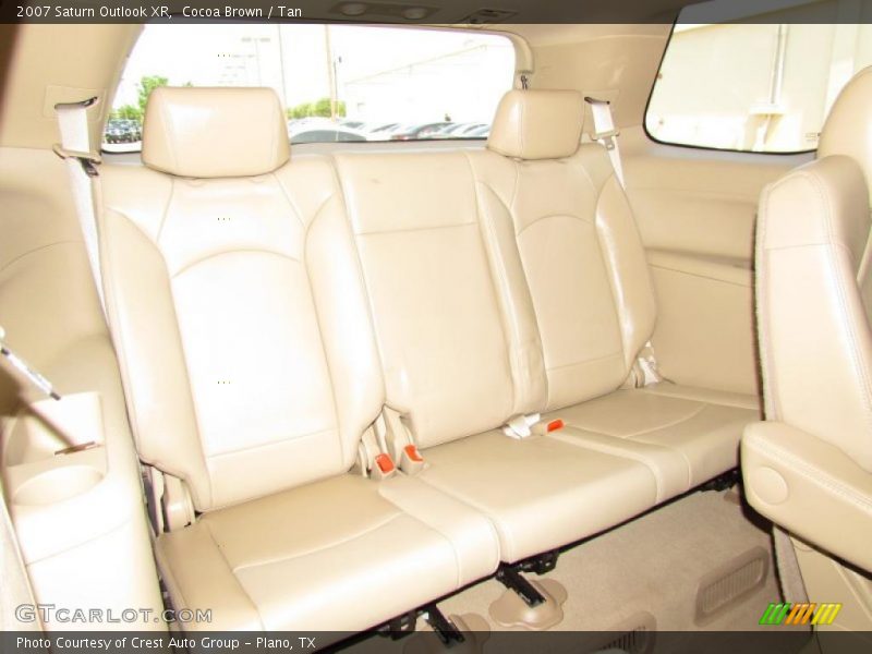  2007 Outlook XR Tan Interior