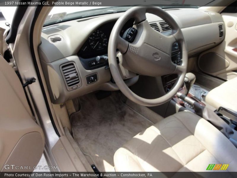 Pebble Beige Metallic / Beige 1997 Nissan Maxima GLE