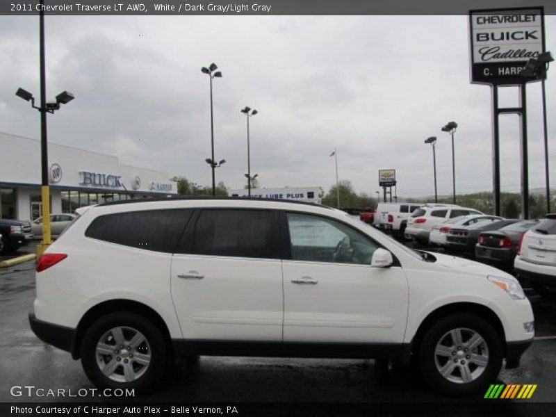 White / Dark Gray/Light Gray 2011 Chevrolet Traverse LT AWD