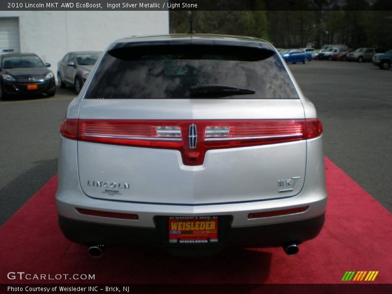 Ingot Silver Metallic / Light Stone 2010 Lincoln MKT AWD EcoBoost